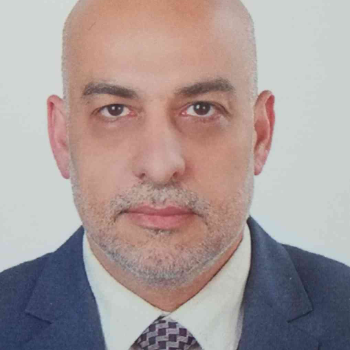 استاذ ياسر عامر